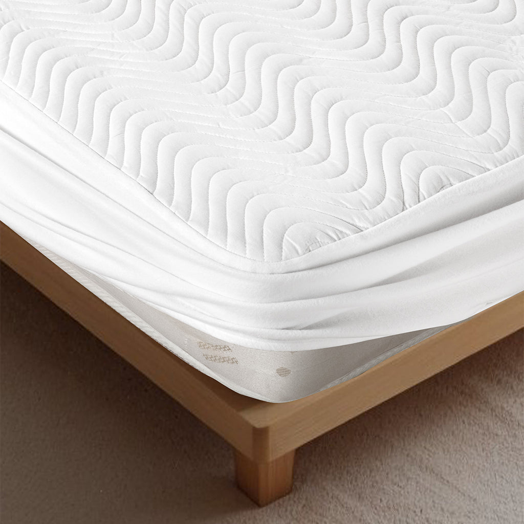 Luna Kapitone Sıvı Geçirmez Fitted Alez 160x200 cm Beyaz
